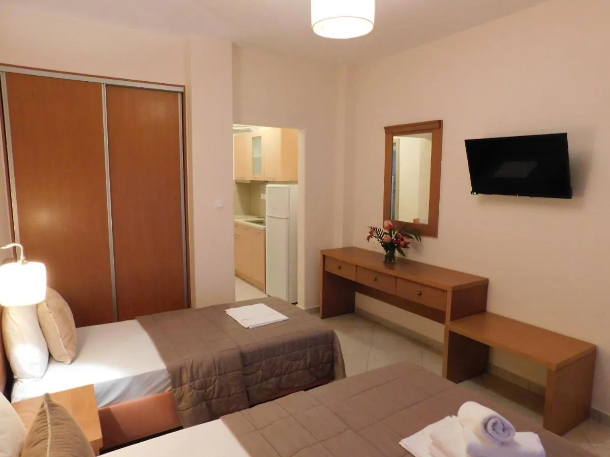 Hotel Anna House 3 Sarti Affittacamere